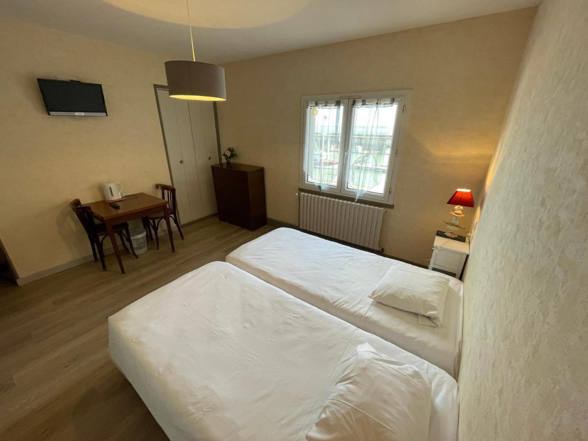 Logis Hotel Le Terminus Bourcefranc Exterior foto